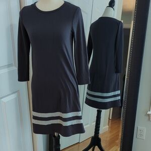Willi Smith Gray Sheath Mini Dress Long Sleeve Crew Neck